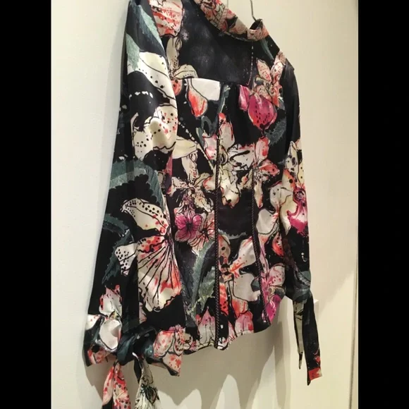 Just Cavalli Floral Silk Blouse - Picture 8 of 10